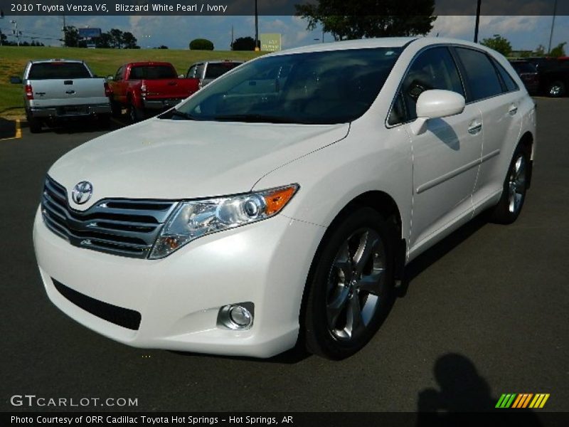 Blizzard White Pearl / Ivory 2010 Toyota Venza V6