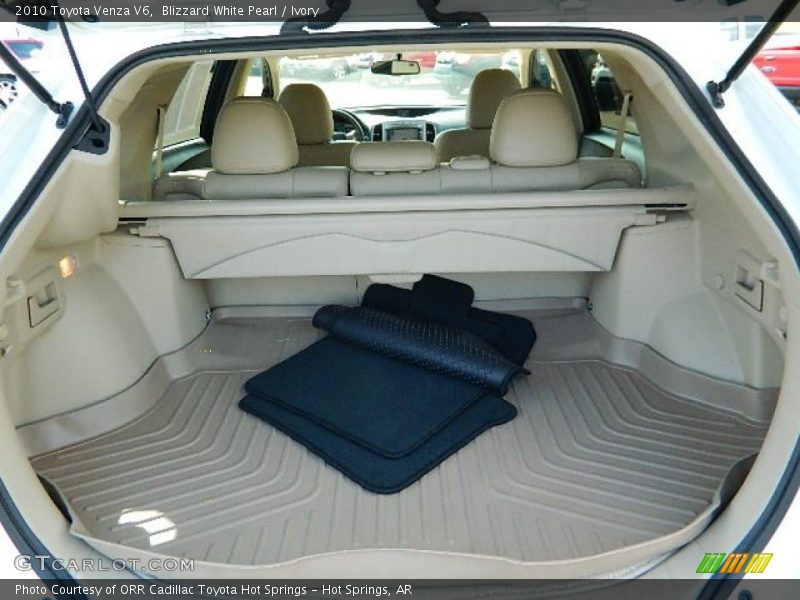 Blizzard White Pearl / Ivory 2010 Toyota Venza V6