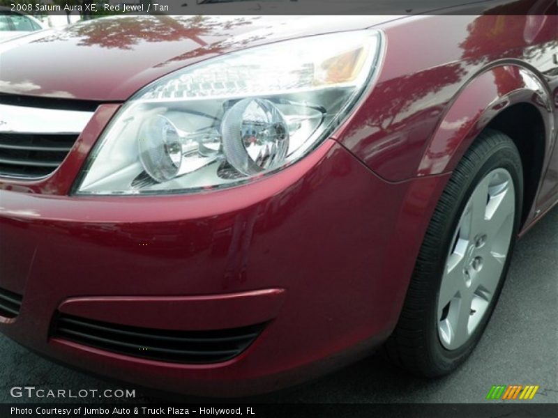 Red Jewel / Tan 2008 Saturn Aura XE