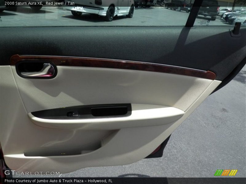 Red Jewel / Tan 2008 Saturn Aura XE