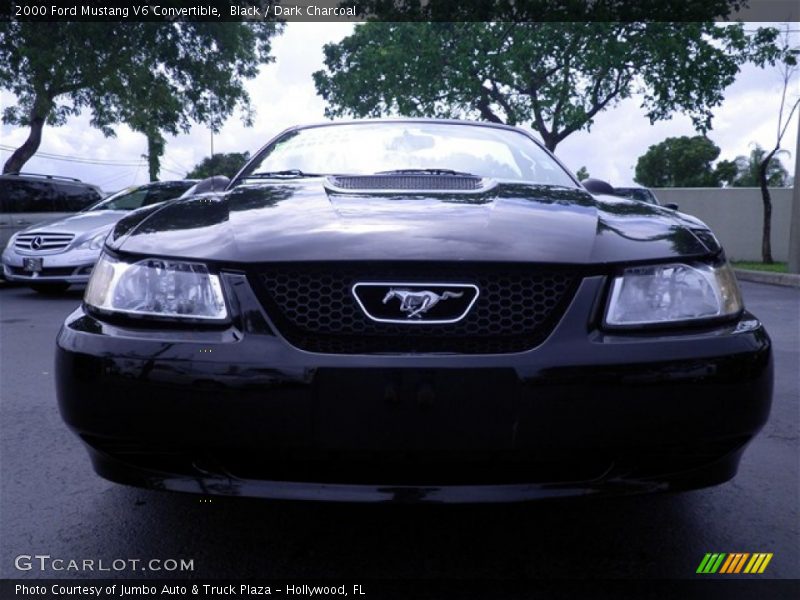 Black / Dark Charcoal 2000 Ford Mustang V6 Convertible