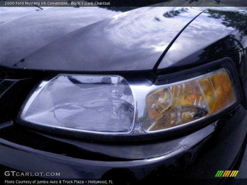 Black / Dark Charcoal 2000 Ford Mustang V6 Convertible