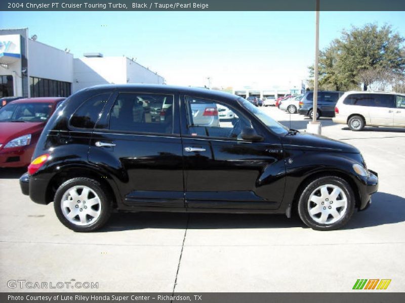 Black / Taupe/Pearl Beige 2004 Chrysler PT Cruiser Touring Turbo