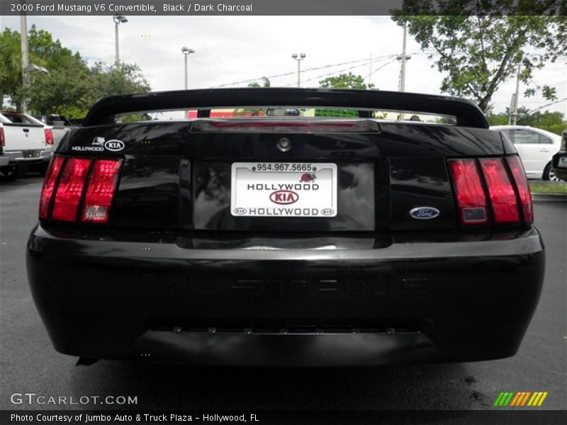 Black / Dark Charcoal 2000 Ford Mustang V6 Convertible