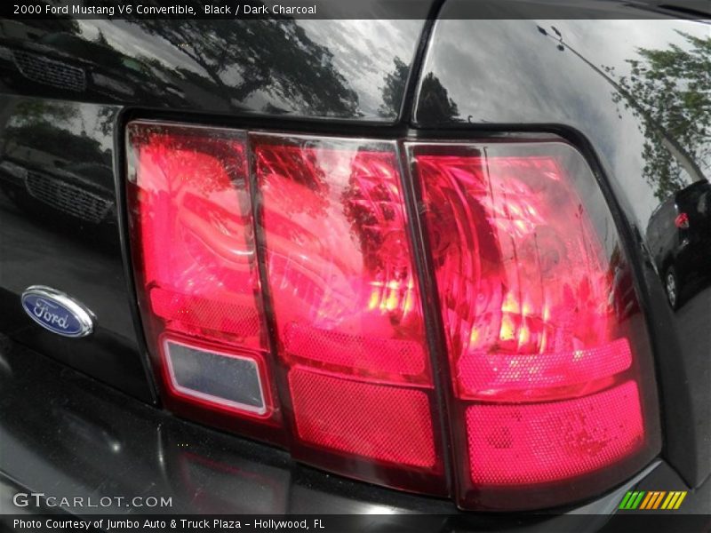 Black / Dark Charcoal 2000 Ford Mustang V6 Convertible