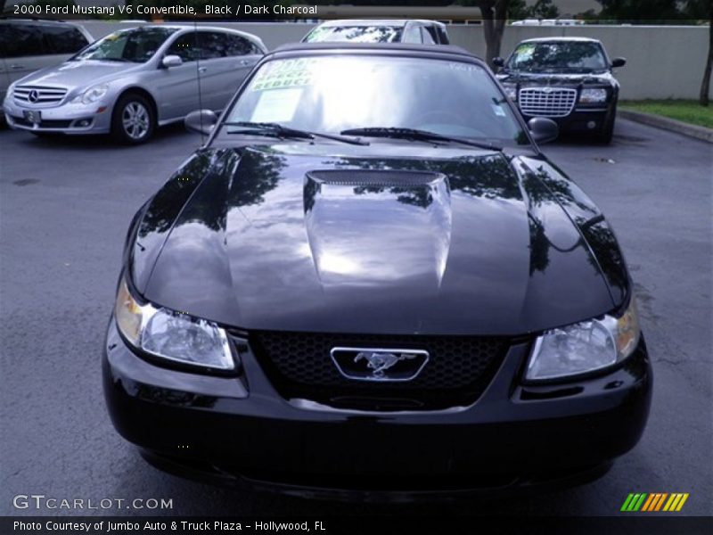 Black / Dark Charcoal 2000 Ford Mustang V6 Convertible