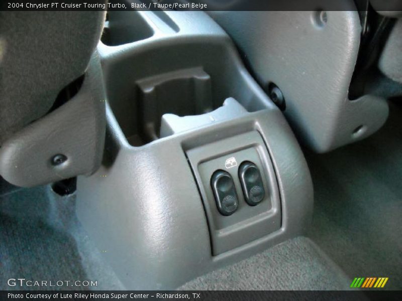 Black / Taupe/Pearl Beige 2004 Chrysler PT Cruiser Touring Turbo