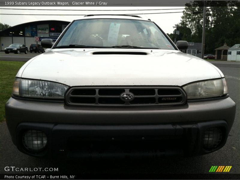 Glacier White / Gray 1999 Subaru Legacy Outback Wagon