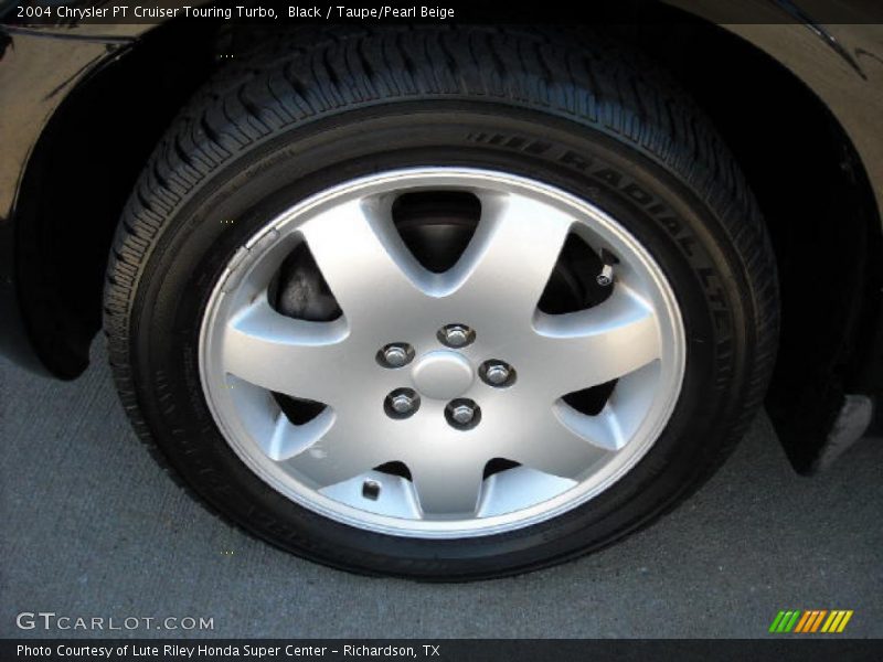 Black / Taupe/Pearl Beige 2004 Chrysler PT Cruiser Touring Turbo