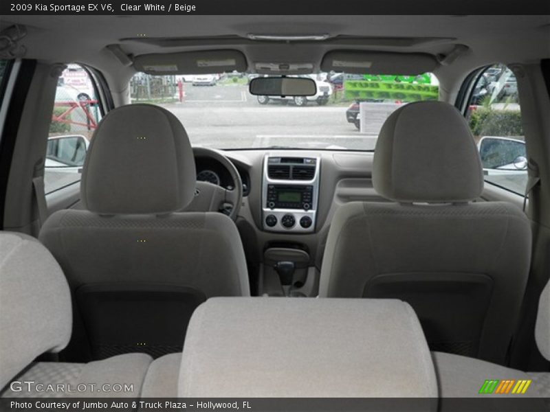 Clear White / Beige 2009 Kia Sportage EX V6