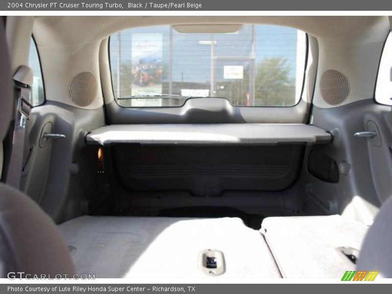 Black / Taupe/Pearl Beige 2004 Chrysler PT Cruiser Touring Turbo