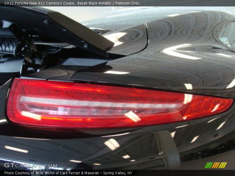 Basalt Black Metallic / Platinum Grey 2012 Porsche New 911 Carrera S Coupe