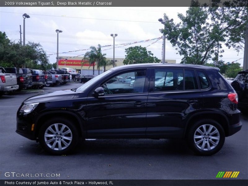 Deep Black Metallic / Charcoal 2009 Volkswagen Tiguan S