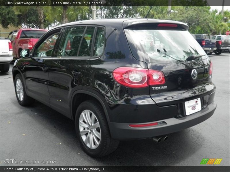 Deep Black Metallic / Charcoal 2009 Volkswagen Tiguan S