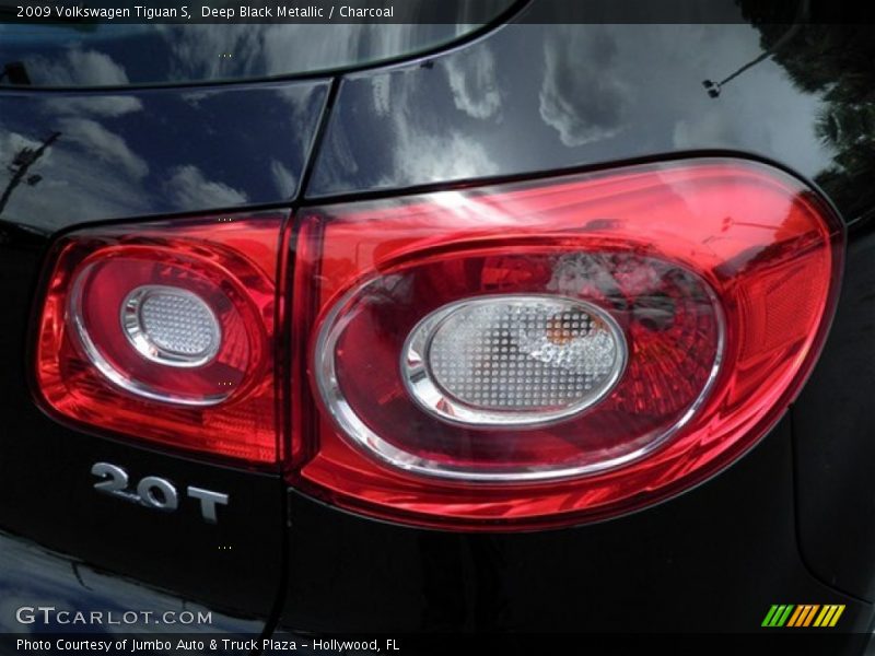 Deep Black Metallic / Charcoal 2009 Volkswagen Tiguan S