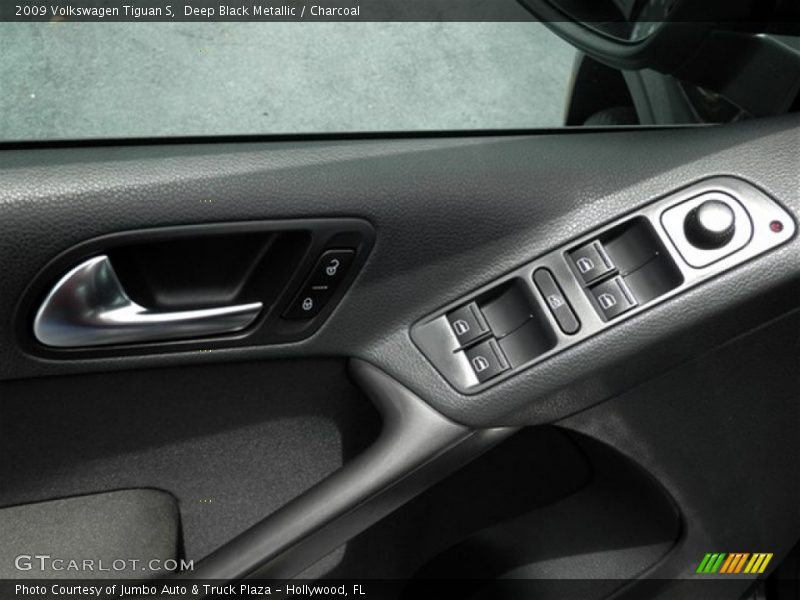Deep Black Metallic / Charcoal 2009 Volkswagen Tiguan S
