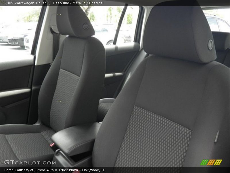 Deep Black Metallic / Charcoal 2009 Volkswagen Tiguan S