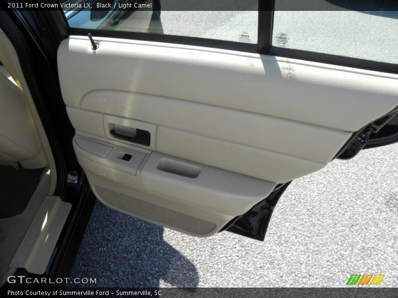 Black / Light Camel 2011 Ford Crown Victoria LX