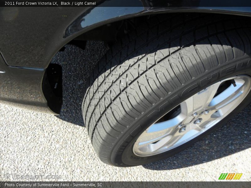 Black / Light Camel 2011 Ford Crown Victoria LX