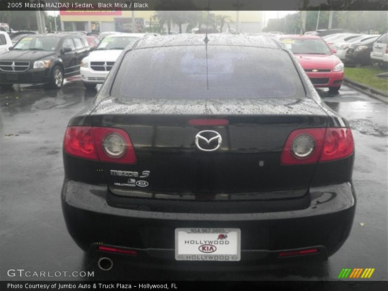 Black Mica / Black 2005 Mazda MAZDA3 i Sedan