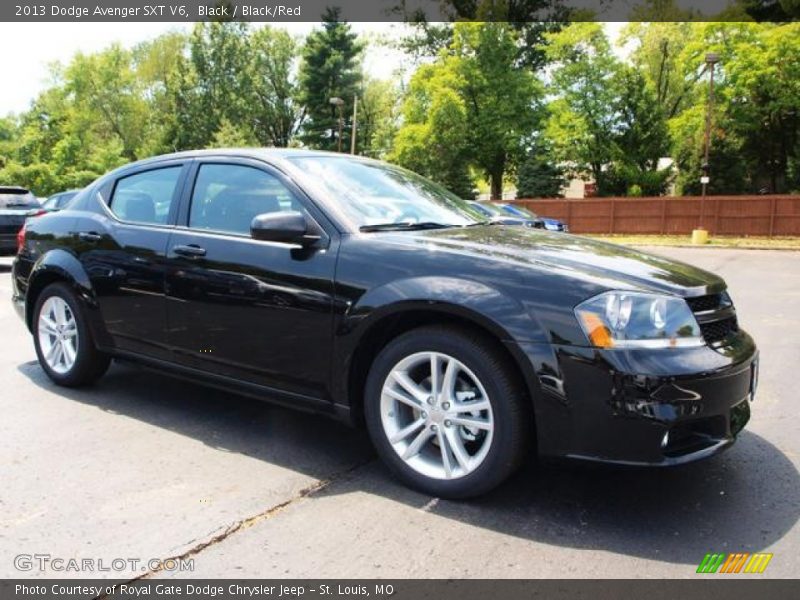  2013 Avenger SXT V6 Black