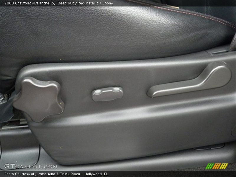 Deep Ruby Red Metallic / Ebony 2008 Chevrolet Avalanche LS