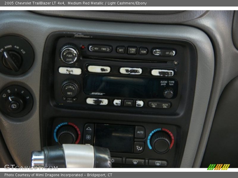 Medium Red Metallic / Light Cashmere/Ebony 2005 Chevrolet TrailBlazer LT 4x4