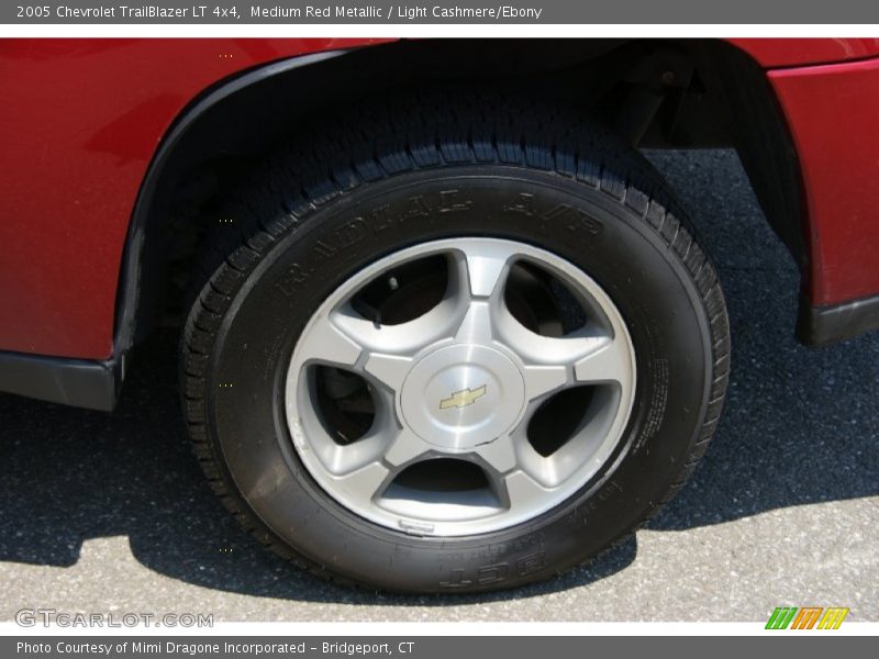 Medium Red Metallic / Light Cashmere/Ebony 2005 Chevrolet TrailBlazer LT 4x4
