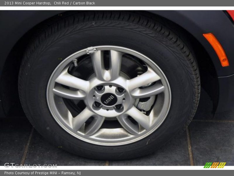 Chili Red / Carbon Black 2013 Mini Cooper Hardtop