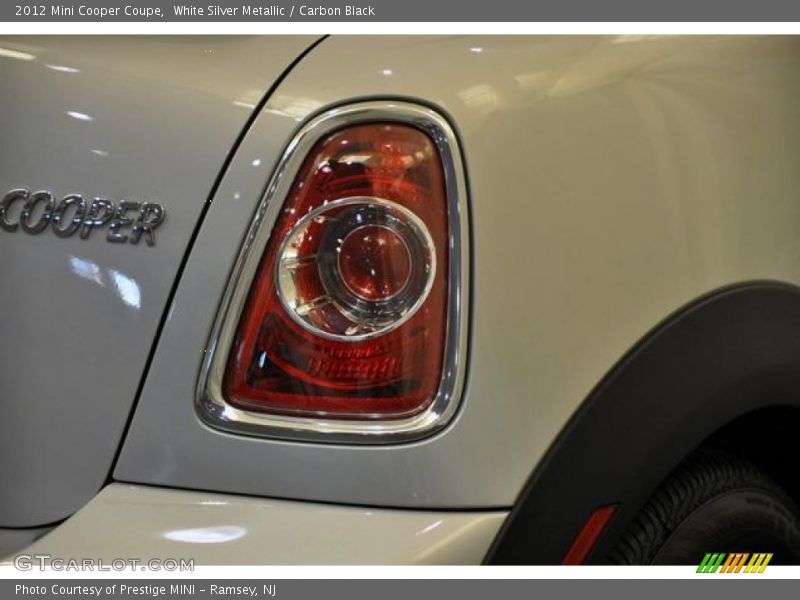 White Silver Metallic / Carbon Black 2012 Mini Cooper Coupe