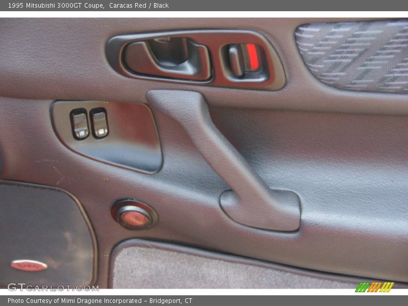Caracas Red / Black 1995 Mitsubishi 3000GT Coupe