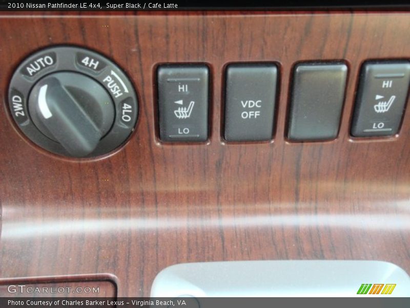 Super Black / Cafe Latte 2010 Nissan Pathfinder LE 4x4