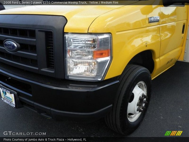 Yellow / Medium Flint 2008 Ford E Series Cutaway E350 Commercial Moving Truck