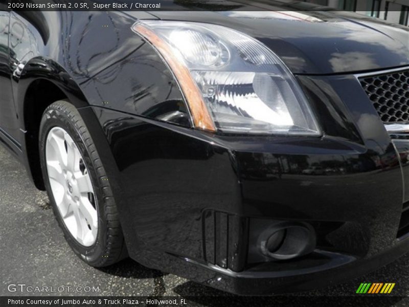 Super Black / Charcoal 2009 Nissan Sentra 2.0 SR