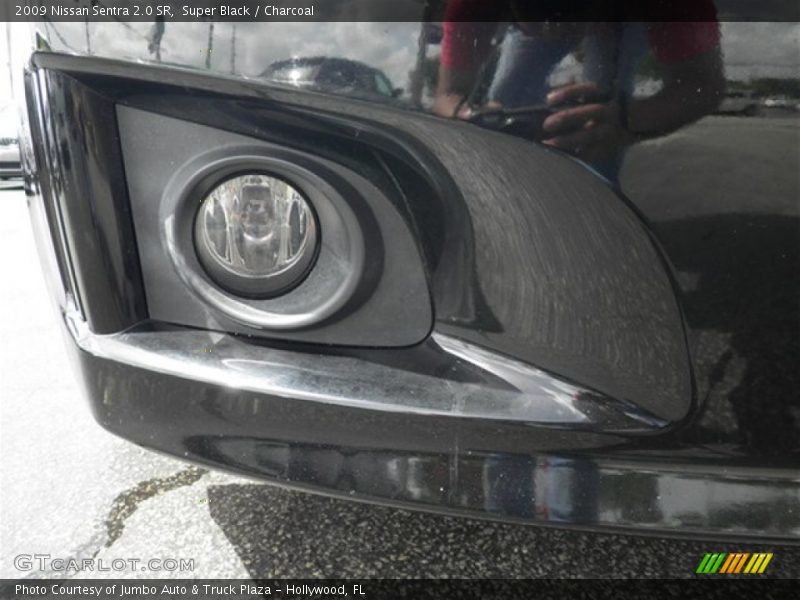 Super Black / Charcoal 2009 Nissan Sentra 2.0 SR