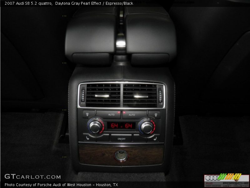 Daytona Gray Pearl Effect / Espresso/Black 2007 Audi S8 5.2 quattro
