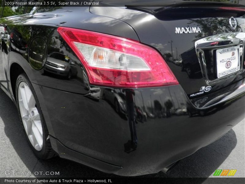 Super Black / Charcoal 2009 Nissan Maxima 3.5 SV