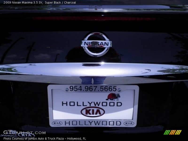 Super Black / Charcoal 2009 Nissan Maxima 3.5 SV
