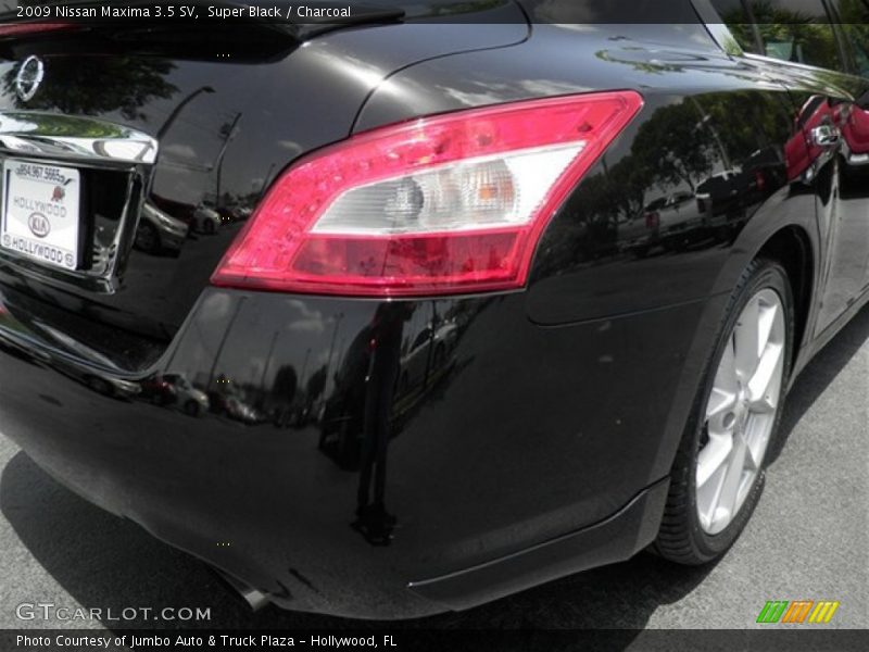 Super Black / Charcoal 2009 Nissan Maxima 3.5 SV