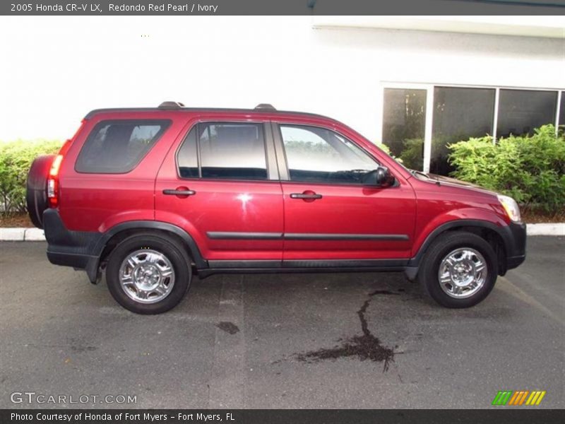 Redondo Red Pearl / Ivory 2005 Honda CR-V LX