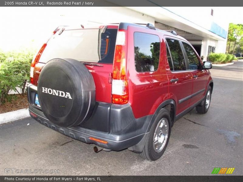 Redondo Red Pearl / Ivory 2005 Honda CR-V LX
