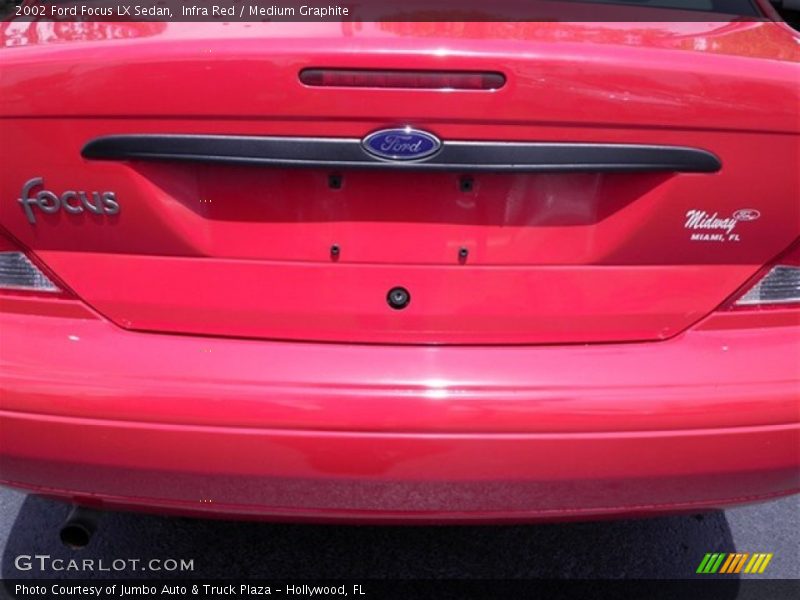 Infra Red / Medium Graphite 2002 Ford Focus LX Sedan