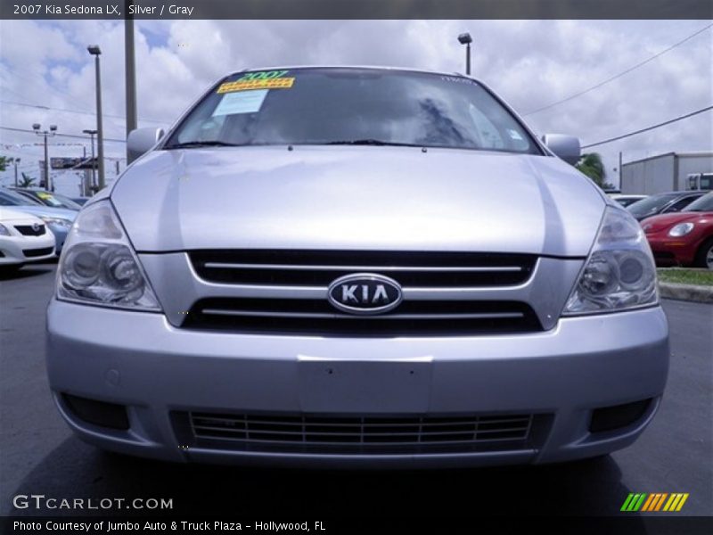 Silver / Gray 2007 Kia Sedona LX
