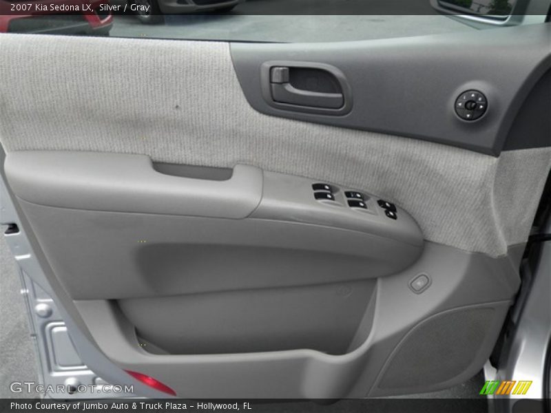 Silver / Gray 2007 Kia Sedona LX