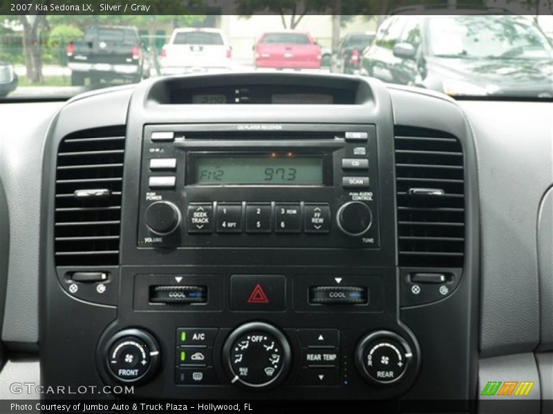 Silver / Gray 2007 Kia Sedona LX