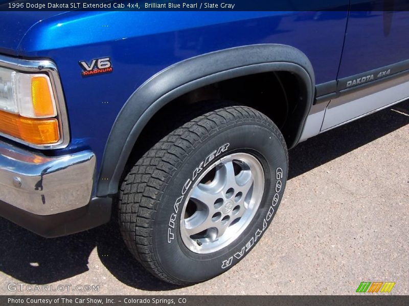 Brilliant Blue Pearl / Slate Gray 1996 Dodge Dakota SLT Extended Cab 4x4