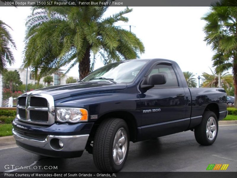 Front 3/4 View of 2004 Ram 1500 SLT Regular Cab