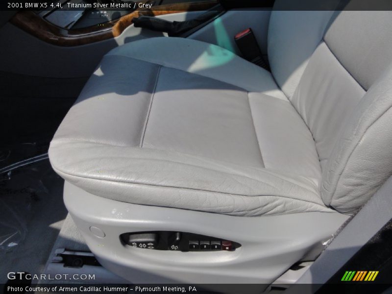 Titanium Silver Metallic / Grey 2001 BMW X5 4.4i