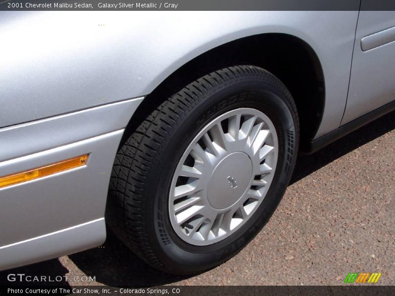 Galaxy Silver Metallic / Gray 2001 Chevrolet Malibu Sedan