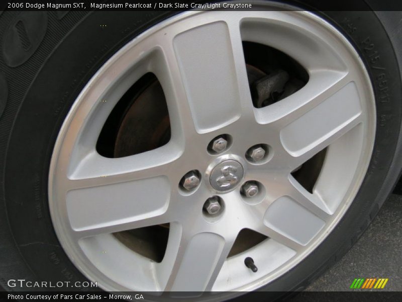 Magnesium Pearlcoat / Dark Slate Gray/Light Graystone 2006 Dodge Magnum SXT